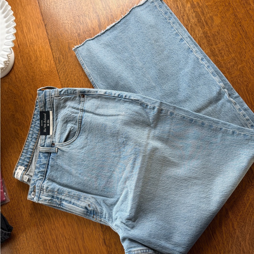 Abercrombie & Fitch 90s relaxed High Rise Jean